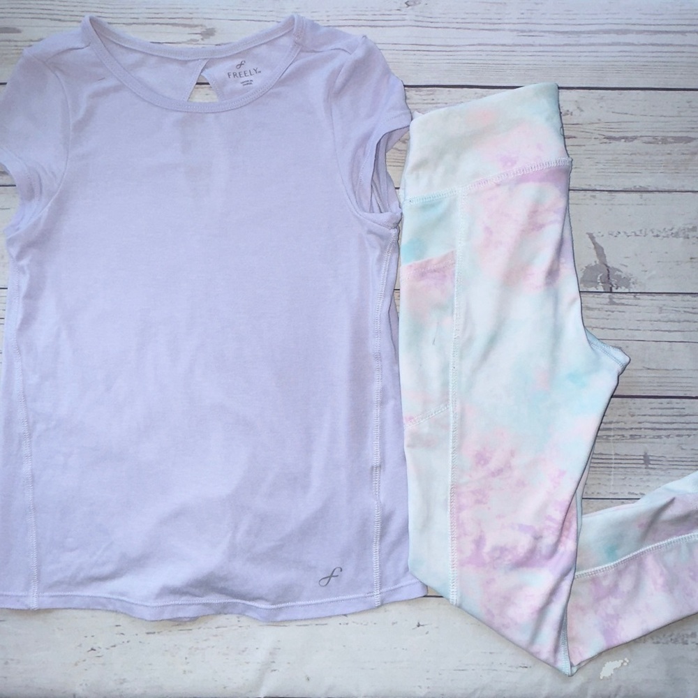 {Freely} Active Wear Outfit